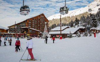 Hotel Alpen Ruitor, Meribel, External Lifts